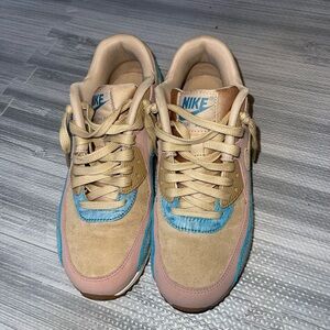 Nike air max sneakers